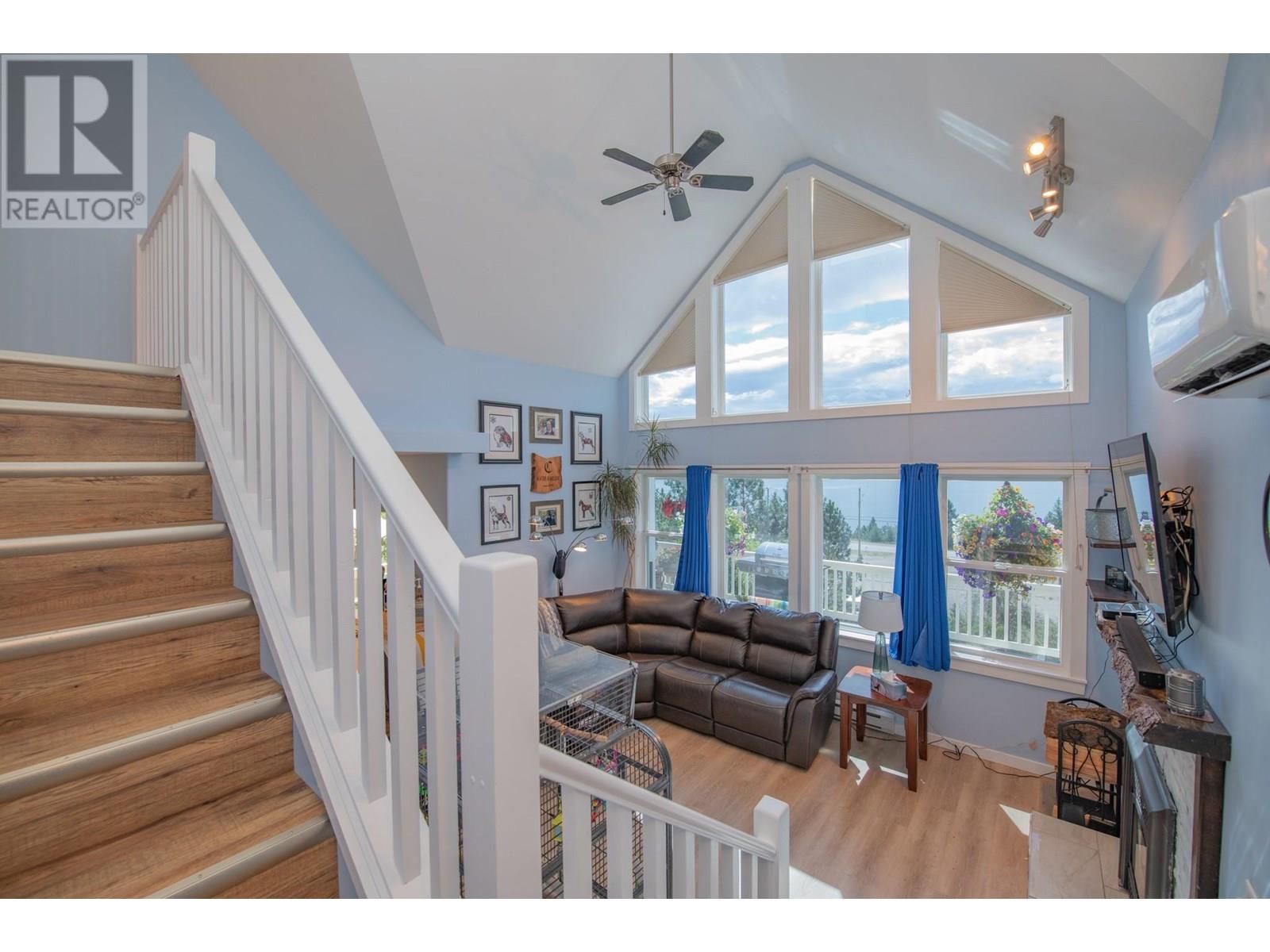 10351 Westshore Road, Vernon, British Columbia  V1H 2B1 - Photo 17 - 10355746