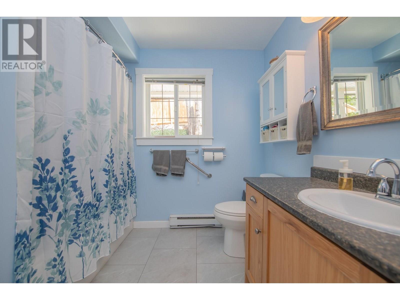 10351 Westshore Road, Vernon, British Columbia  V1H 2B1 - Photo 20 - 10355746