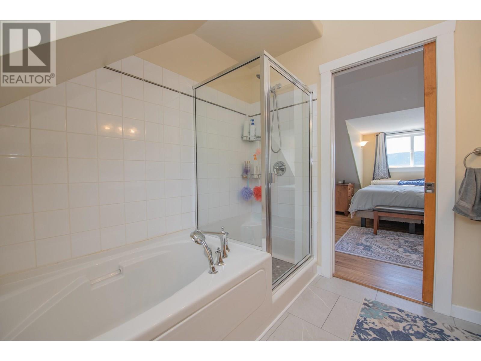 10351 Westshore Road, Vernon, British Columbia  V1H 2B1 - Photo 28 - 10355746