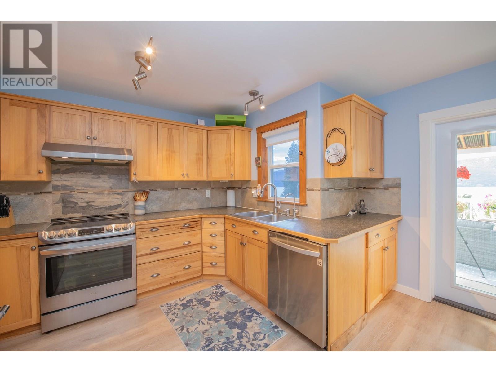 10351 Westshore Road, Vernon, British Columbia  V1H 2B1 - Photo 8 - 10355746