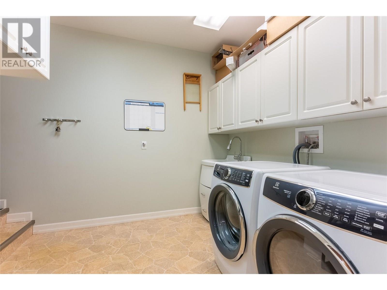 331 Linden Road, Logan Lake, British Columbia  V0K 1W0 - Photo 14 - 10355854