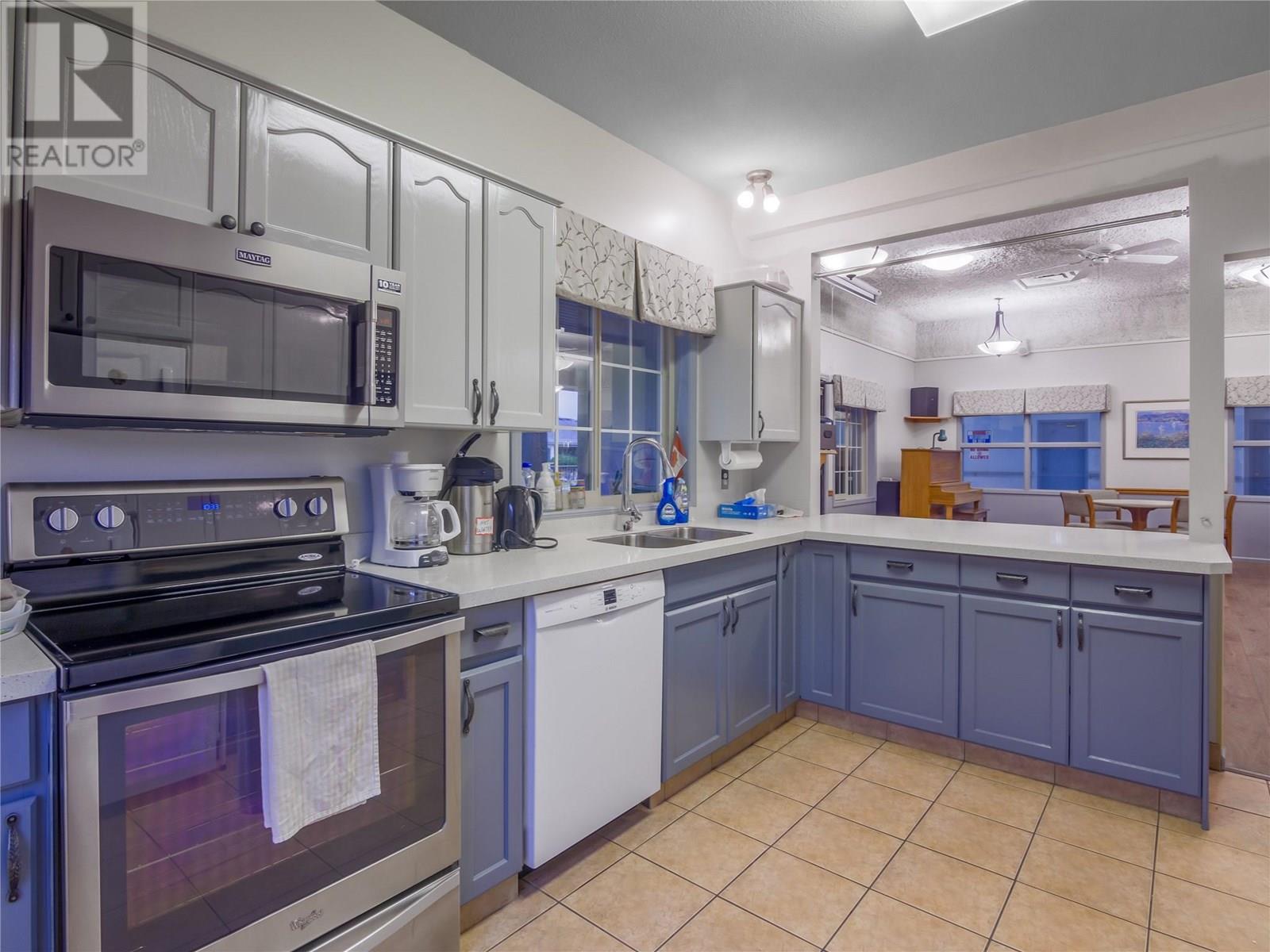 3333 South Main Street Unit# 138, Penticton, British Columbia  V2A 8J8 - Photo 48 - 10355905