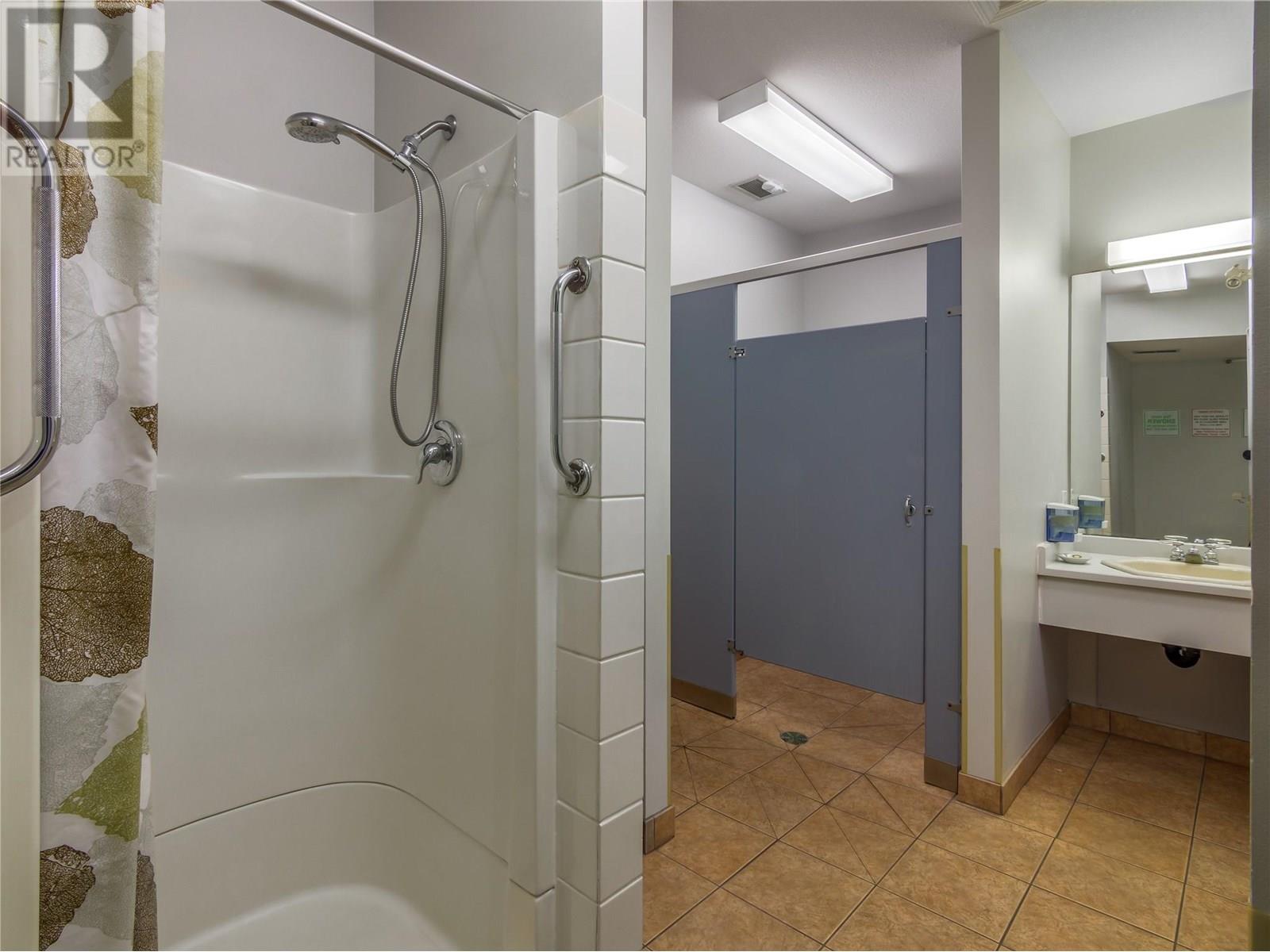 3333 South Main Street Unit# 138, Penticton, British Columbia  V2A 8J8 - Photo 58 - 10355905