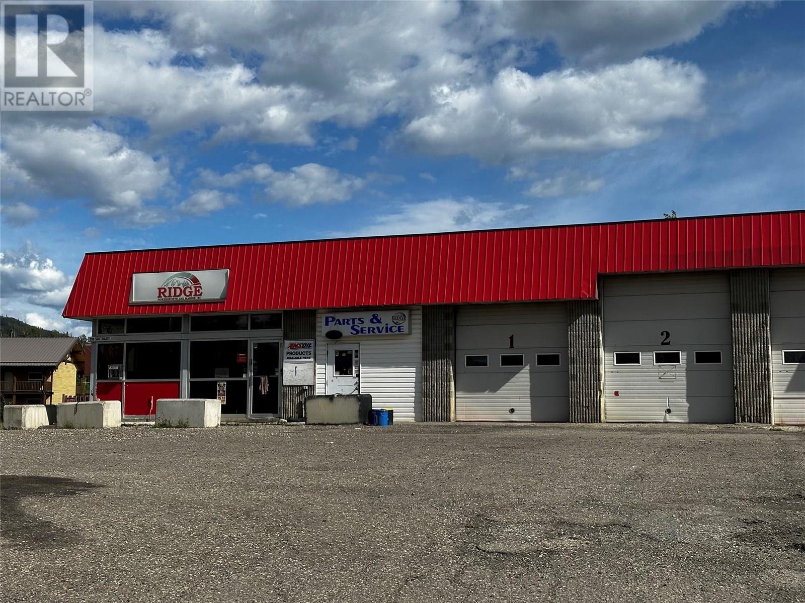 295 Southgate, Tumbler Ridge, British Columbia  V0C 2W0 - Photo 2 - 10354747