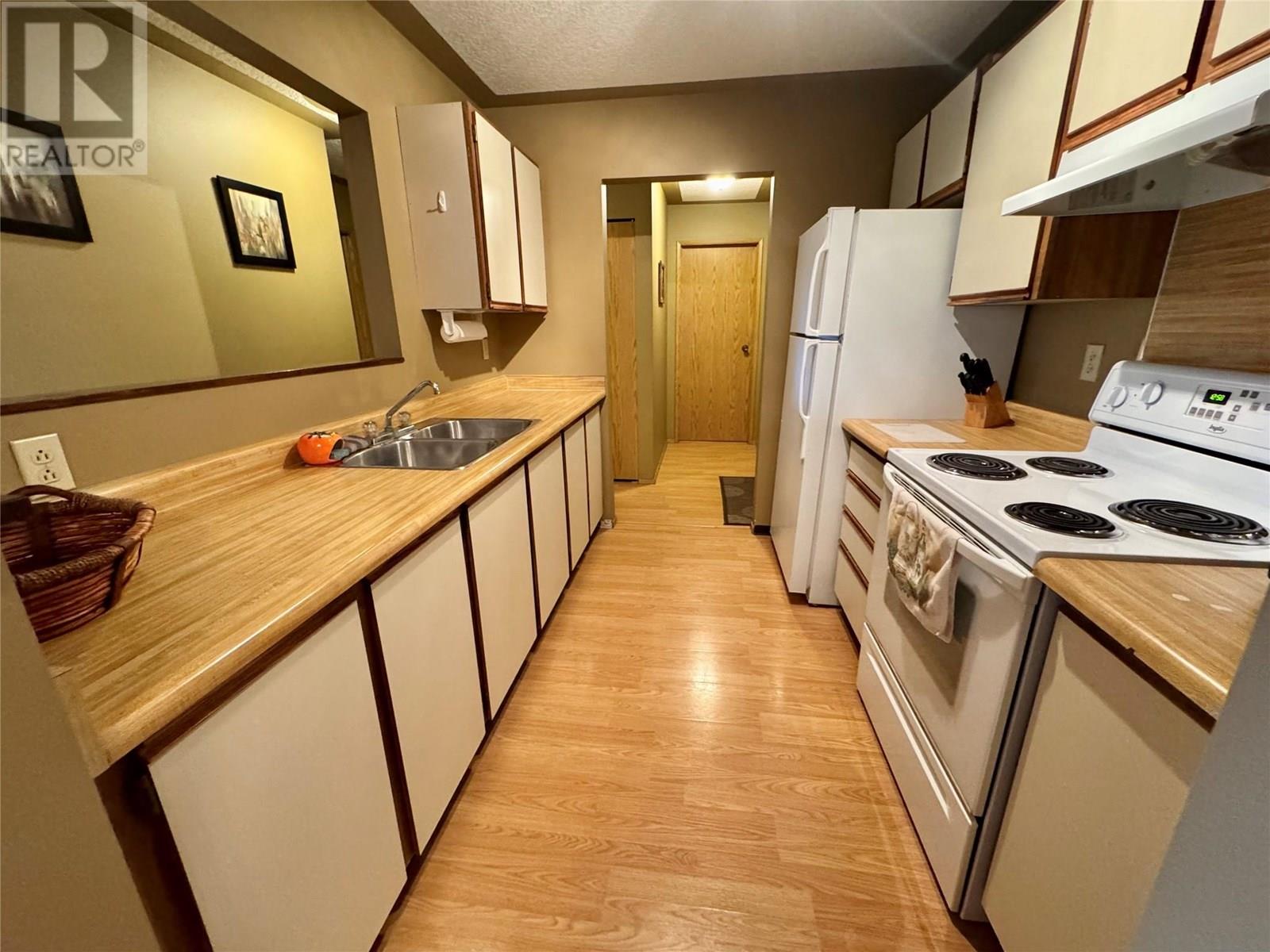 108 Spruce Avenue Unit# 206, Tumbler Ridge, British Columbia  V0C 2W0 - Photo 4 - 10356064