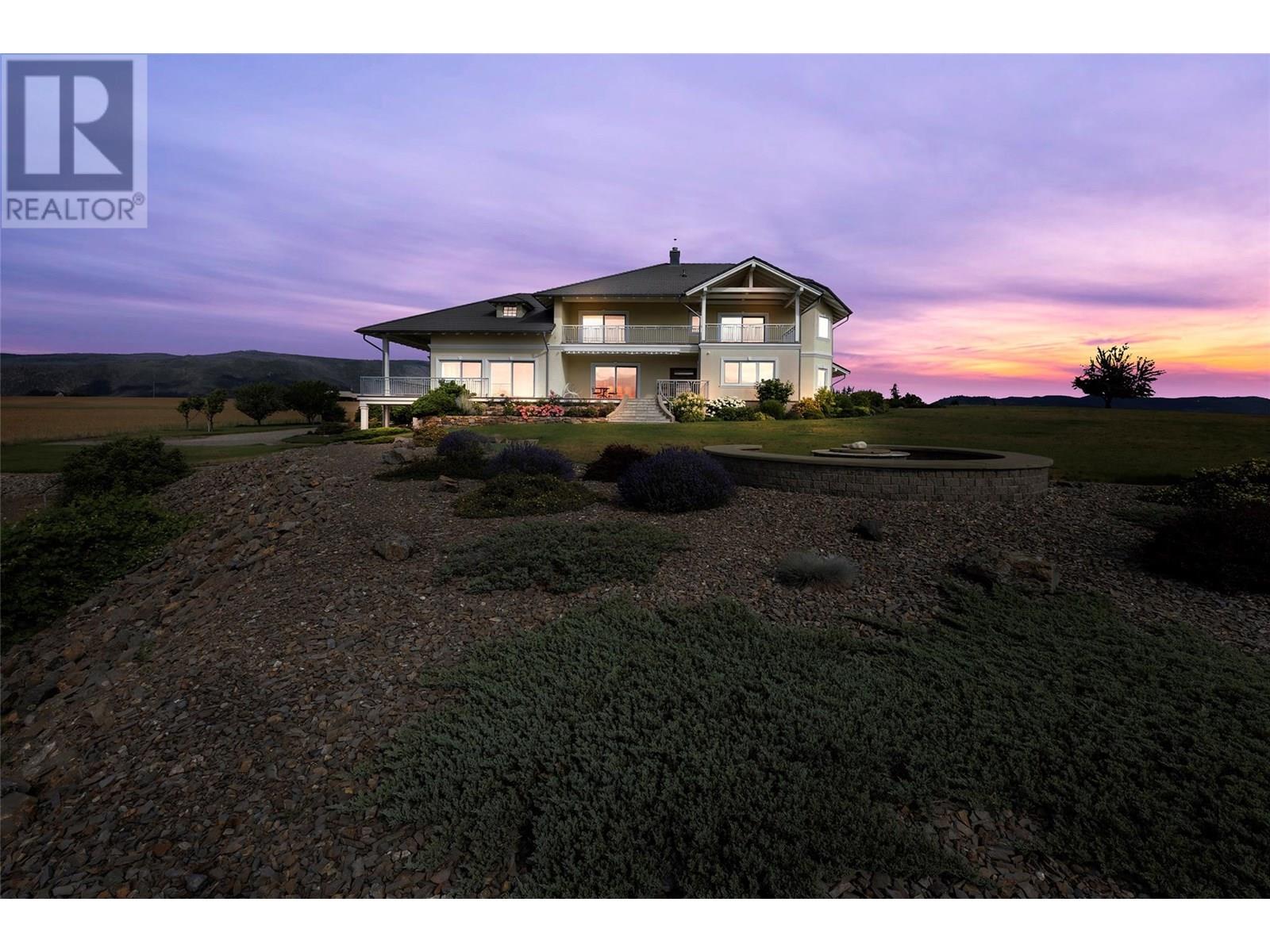 202 Stepping Stones Crescent, Armstrong, British Columbia  V1H 1X2 - Photo 4 - 10355968