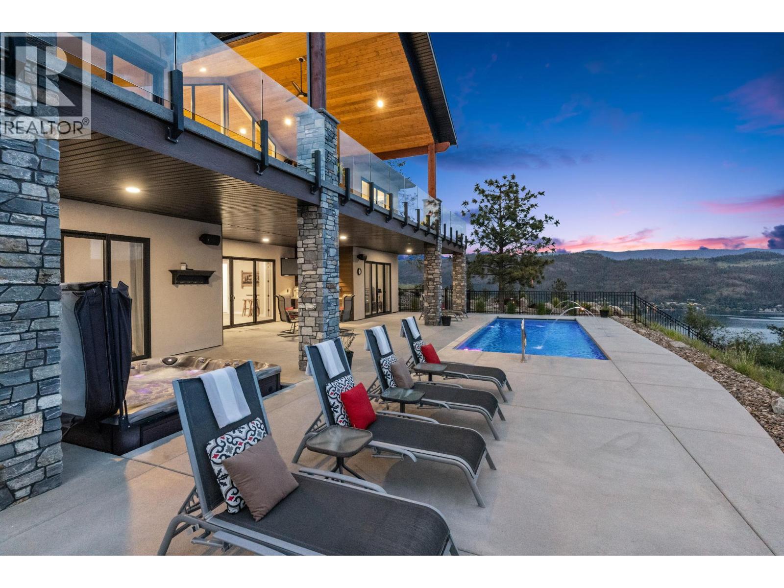 8836 Stonington Road, Vernon, British Columbia  V1H 2K8 - Photo 10 - 10356040