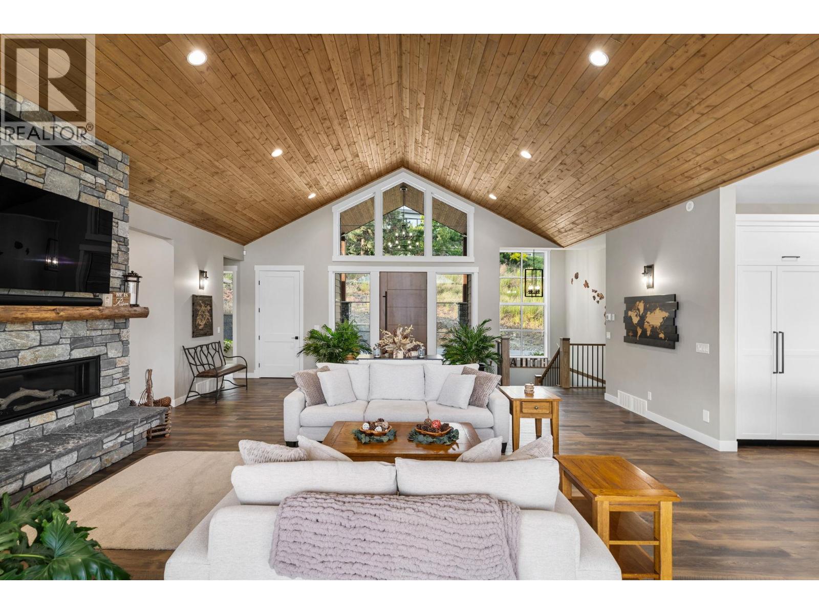 8836 Stonington Road, Vernon, British Columbia  V1H 2K8 - Photo 28 - 10356040