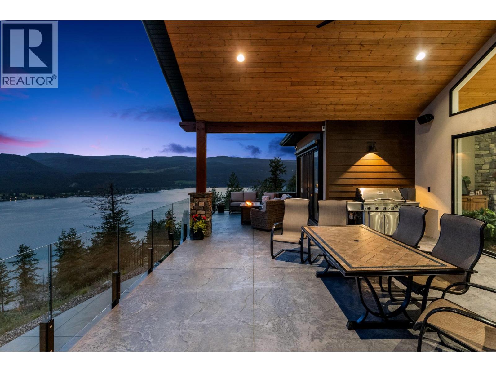 8836 Stonington Road, Vernon, British Columbia  V1H 2K8 - Photo 7 - 10356040