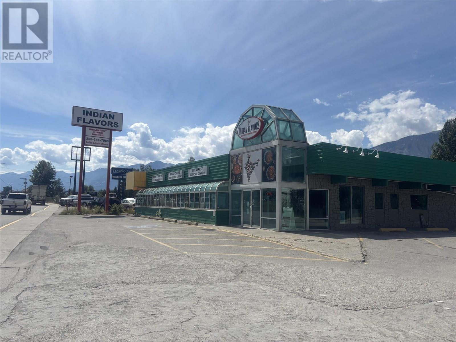 1205 Trans Canada Highway, Golden, British Columbia  V0A 1H1 - Photo 30 - 10356303