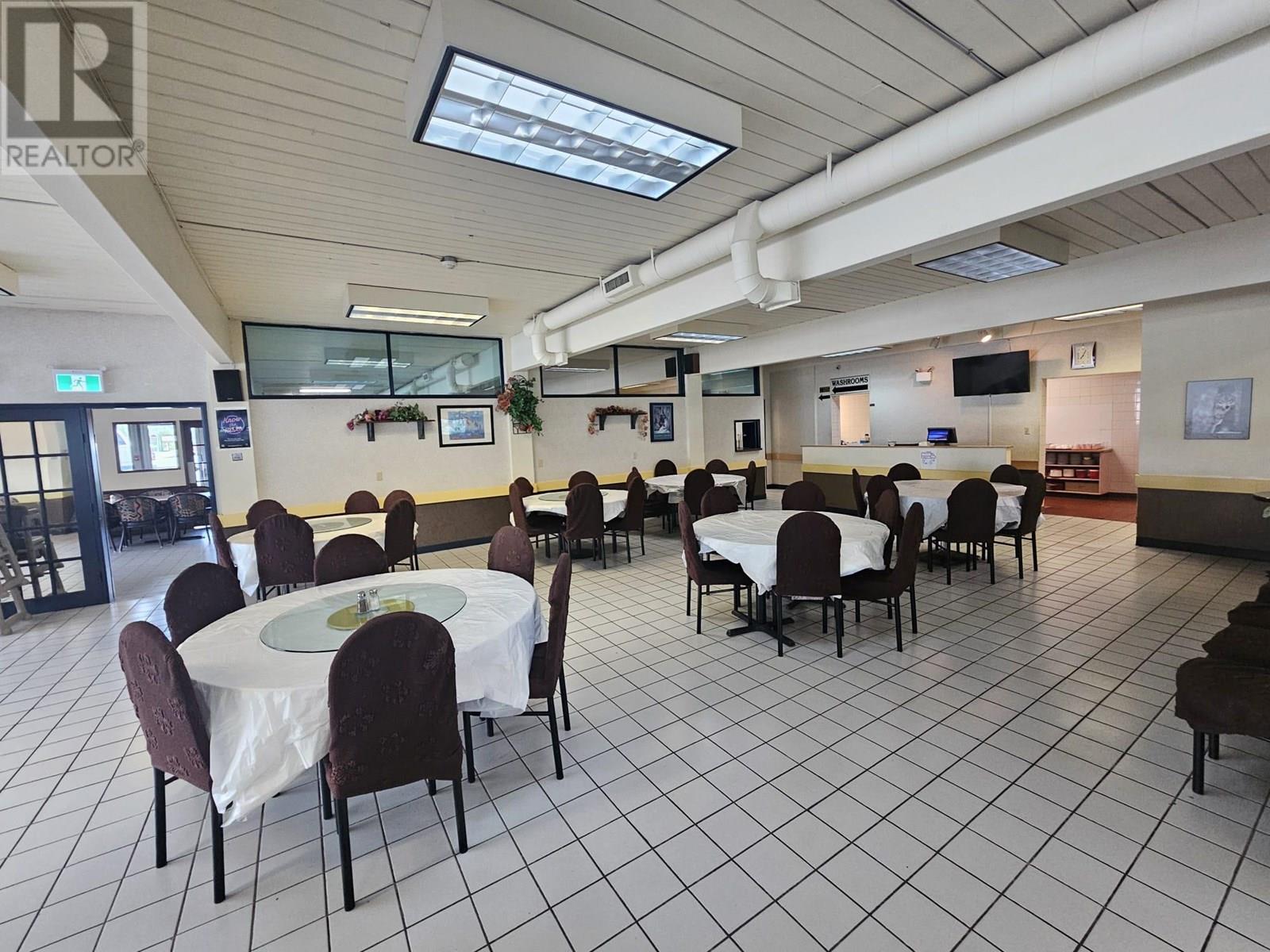 1205 Trans Canada Highway, Golden, British Columbia  V0A 1H1 - Photo 5 - 10356303