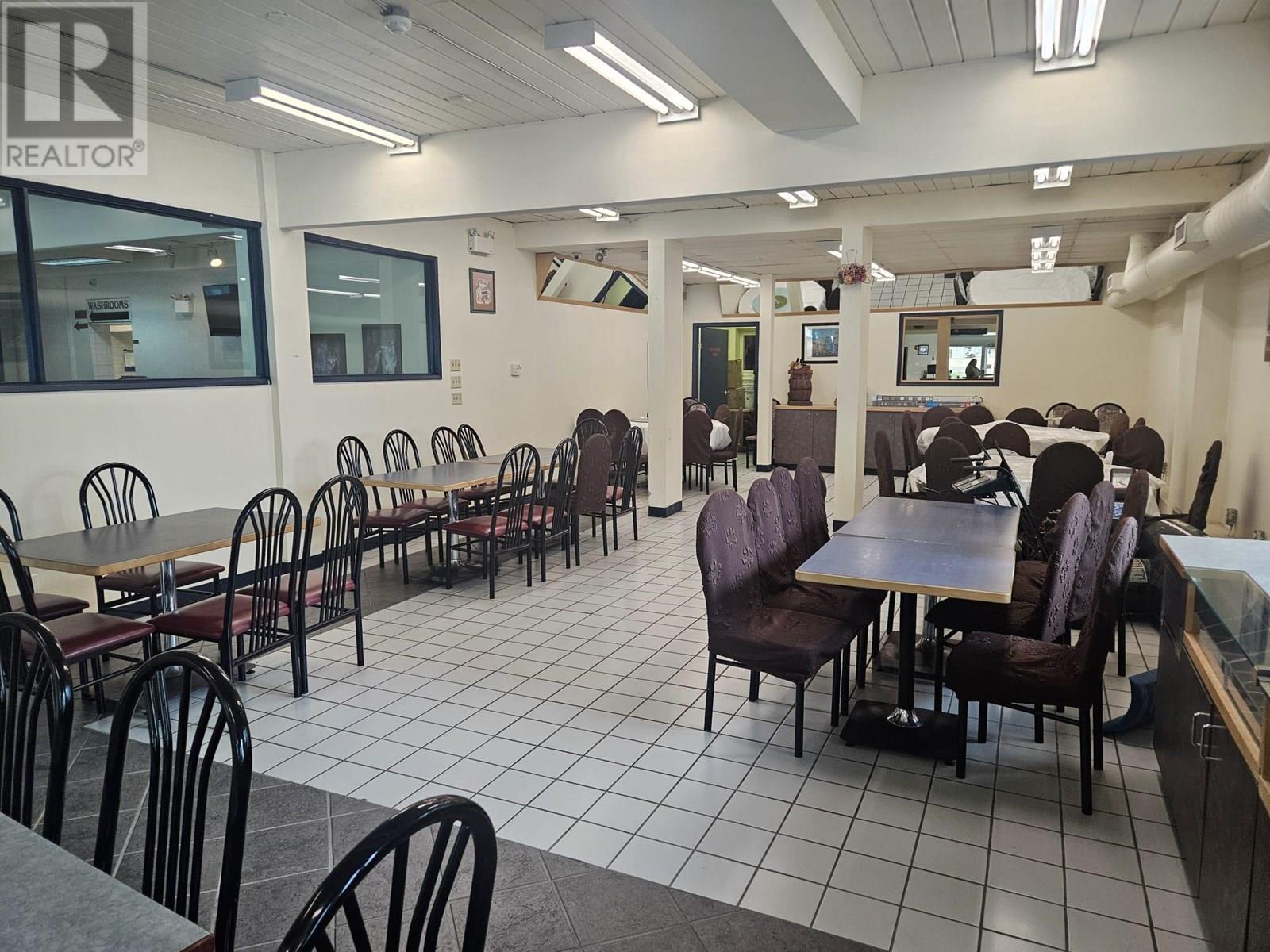 1205 Trans Canada Highway, Golden, British Columbia  V0A 1H1 - Photo 8 - 10356303