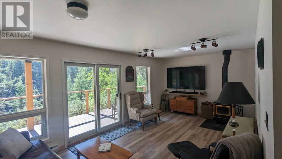 221 Prospect Drive, Princeton, British Columbia  V0X 1W0 - Photo 10 - 10356287