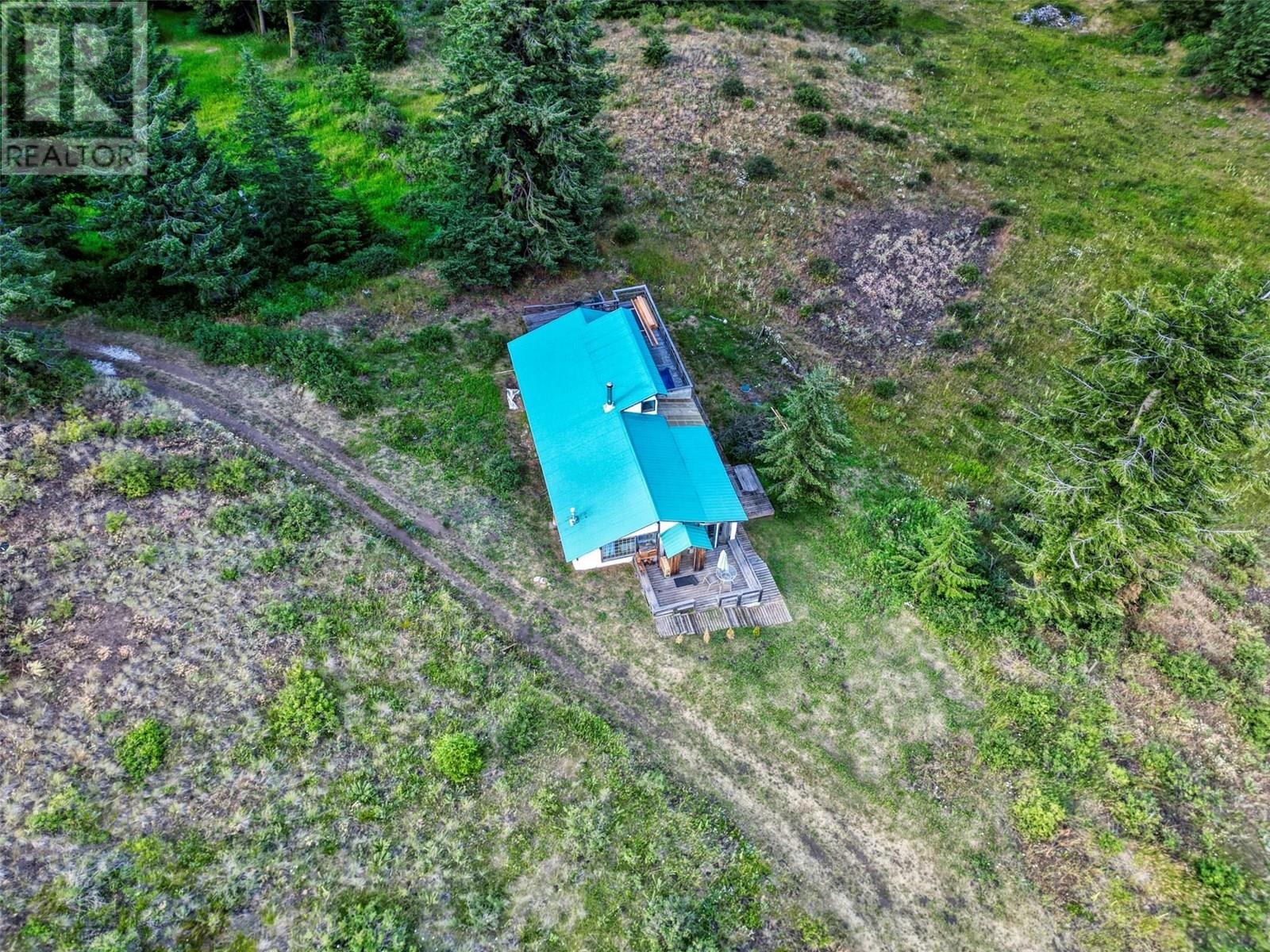 6080 Highway 3, Bridesville, British Columbia  V0H 1Y0 - Photo 15 - 10356165