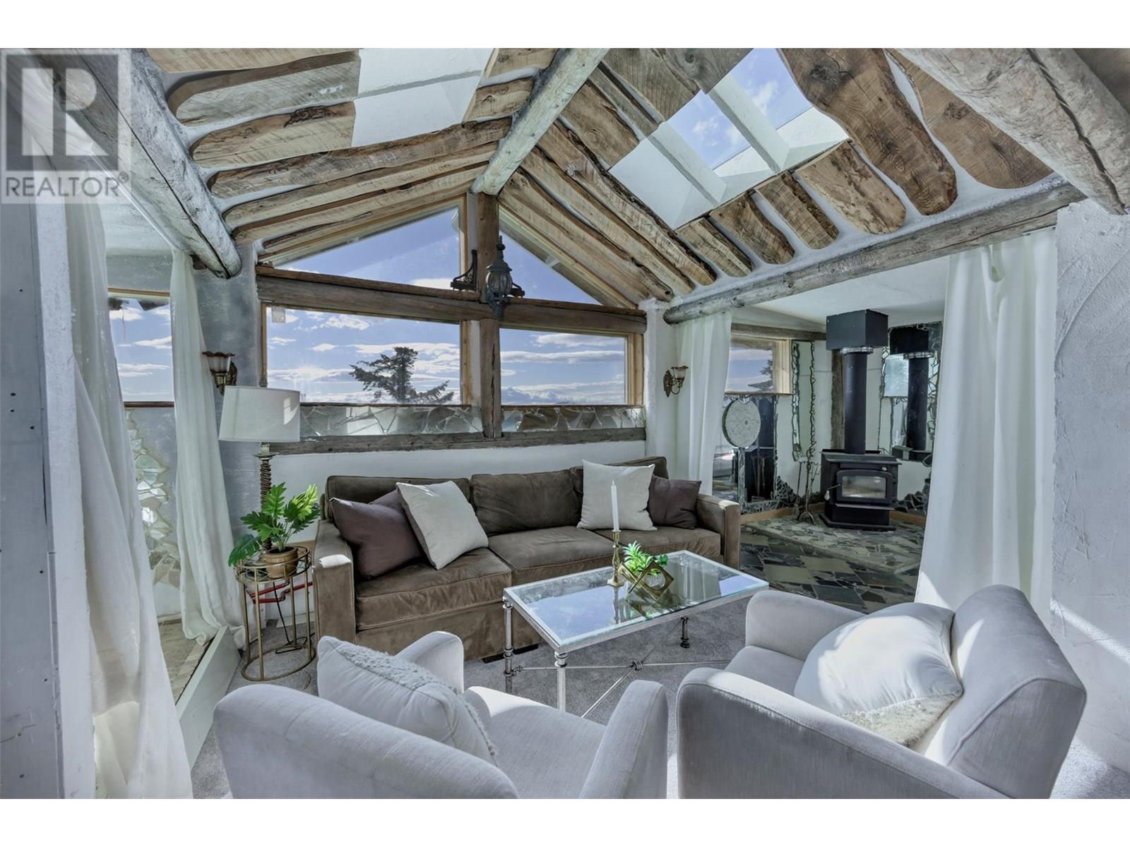 6080 Highway 3, Bridesville, British Columbia  V0H 1Y0 - Photo 20 - 10356165