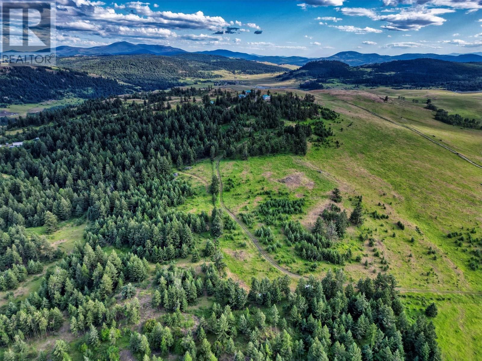 6080 Highway 3, Bridesville, British Columbia  V0H 1Y0 - Photo 3 - 10356165