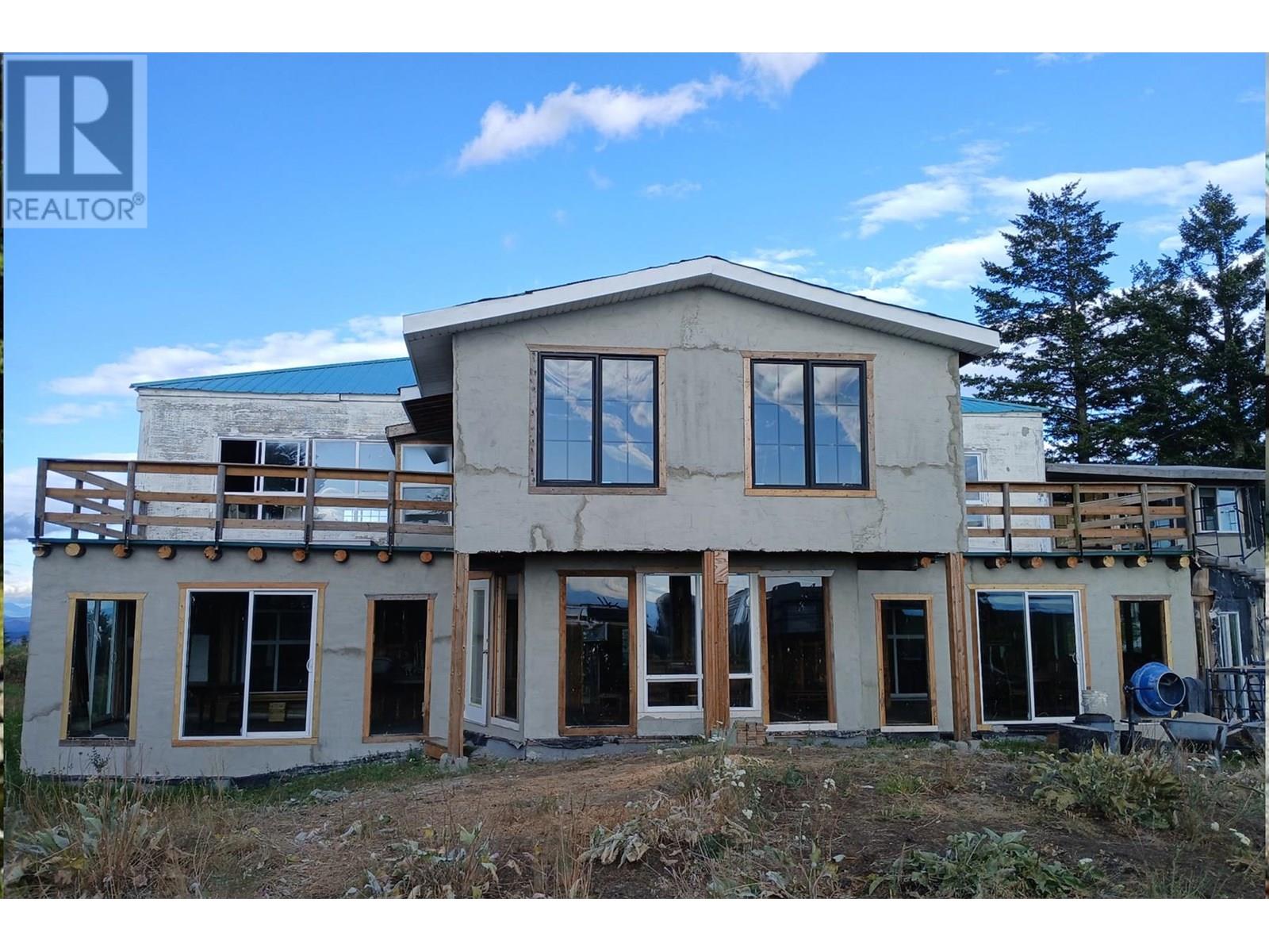 6080 Highway 3, Bridesville, British Columbia  V0H 1Y0 - Photo 30 - 10356165