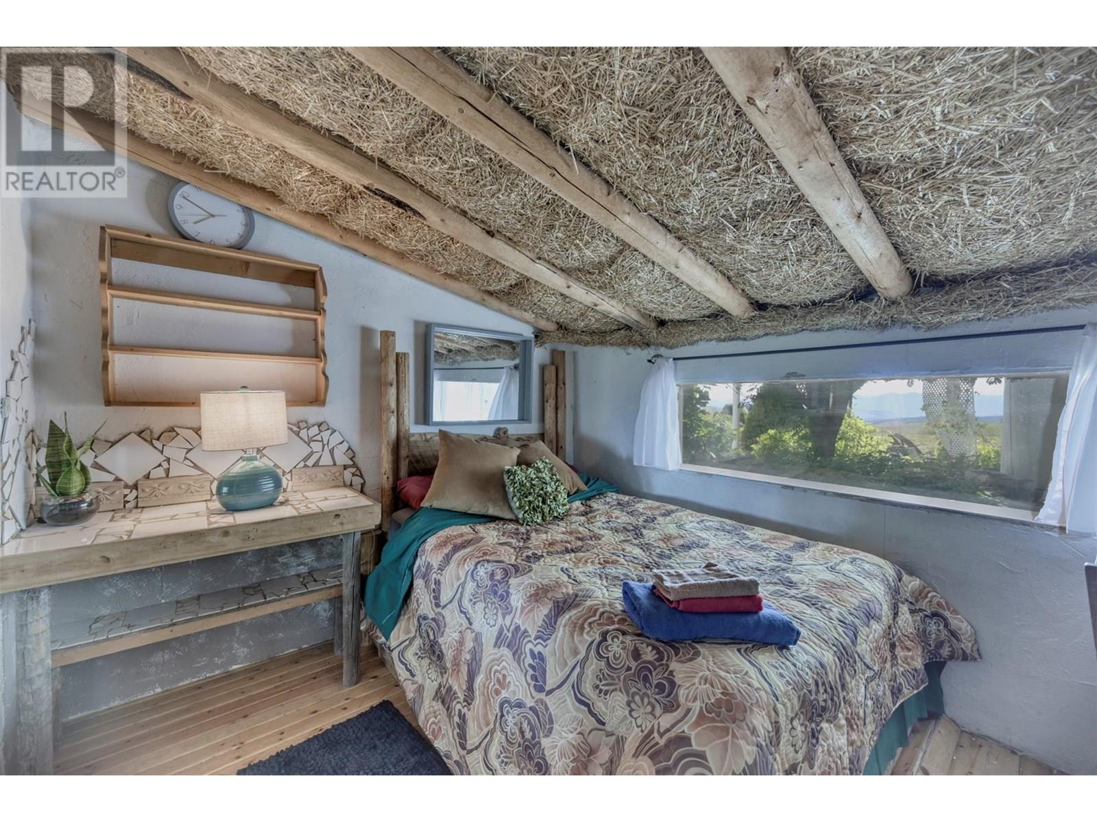 6080 Highway 3, Bridesville, British Columbia  V0H 1Y0 - Photo 8 - 10356165