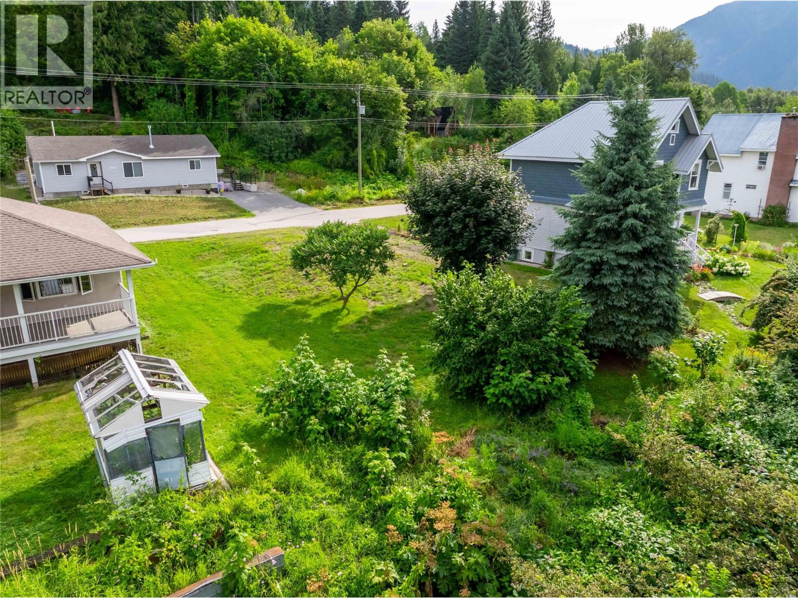 157 Track Street E, Revelstoke, British Columbia  V0E 2S2 - Photo 10 - 10356351