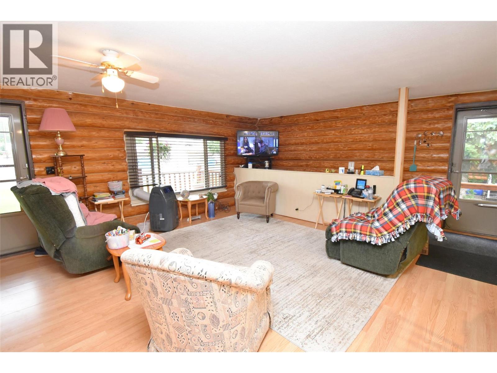 5741 Scott Road, Falkland, British Columbia  V0E 1W0 - Photo 10 - 10355864