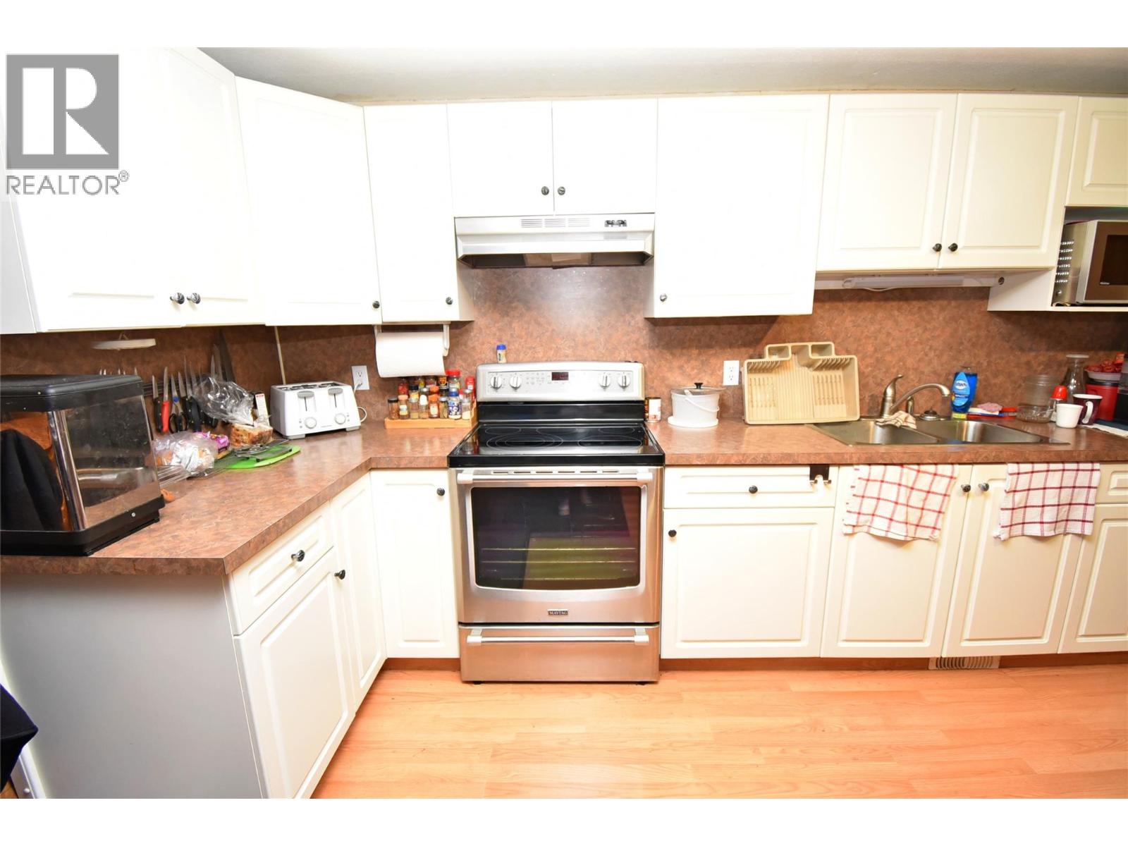 5741 Scott Road, Falkland, British Columbia  V0E 1W0 - Photo 16 - 10355864