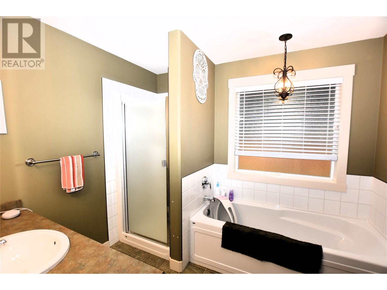 458 Ibis Avenue, Vernon, British Columbia  V1H 2A1 - Photo 31 - 10356434