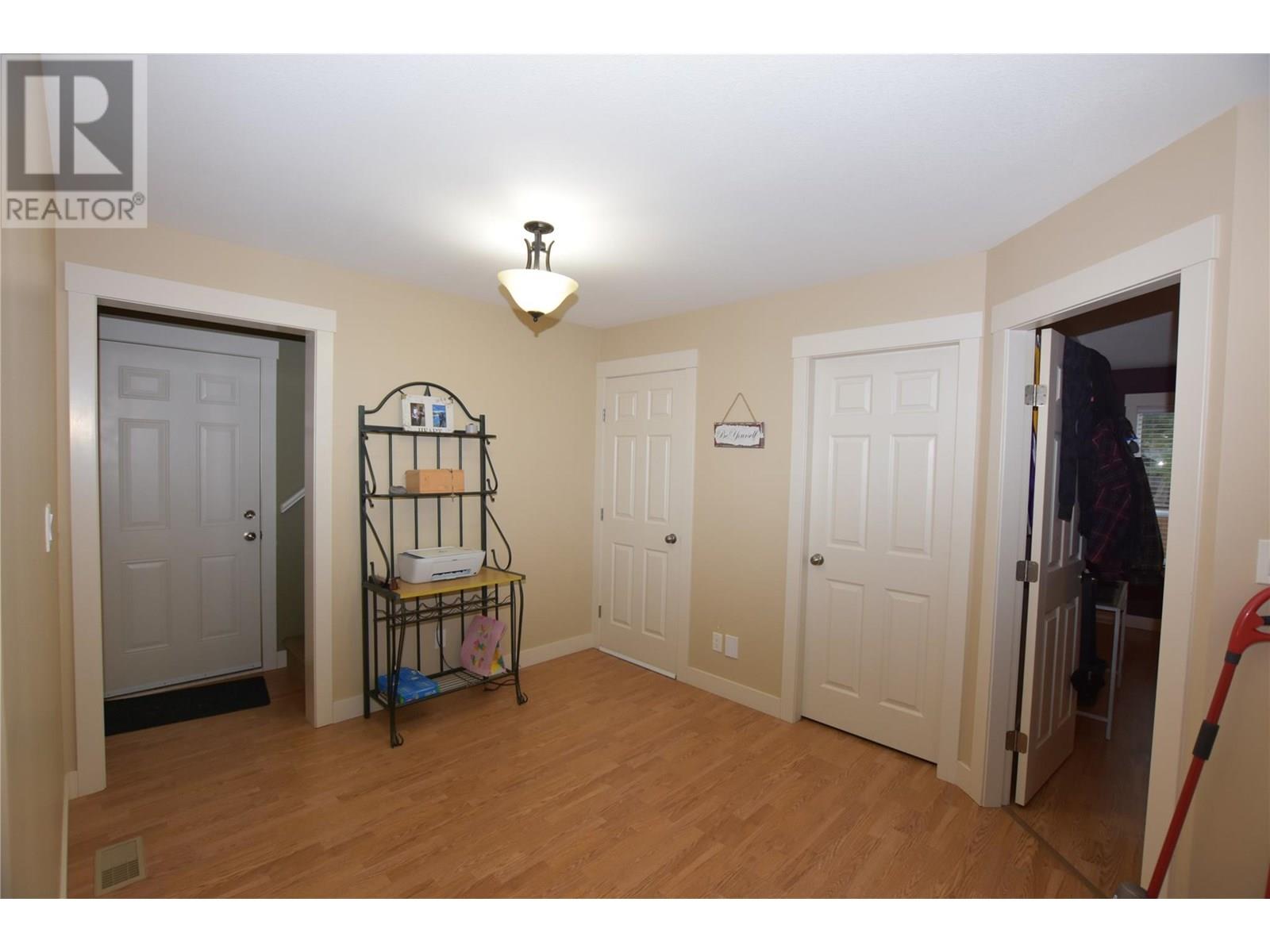 458 Ibis Avenue, Vernon, British Columbia  V1H 2A1 - Photo 32 - 10356434