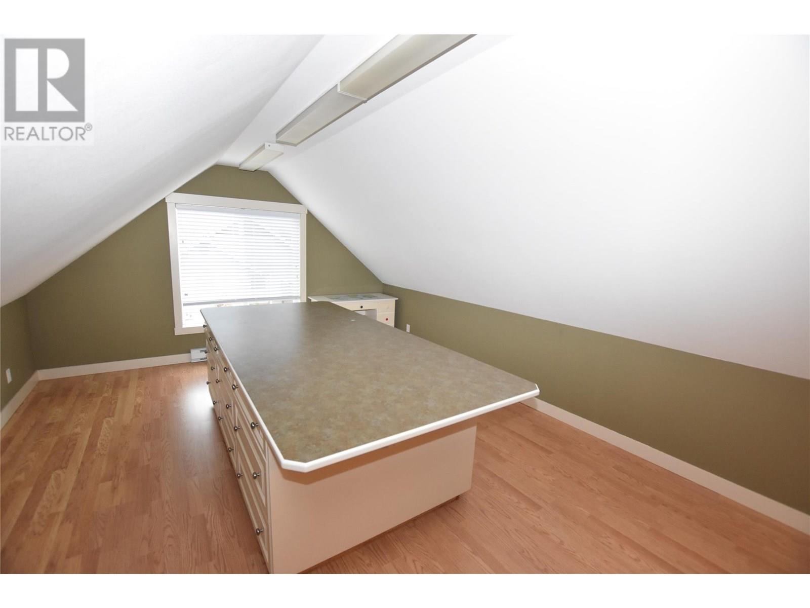 458 Ibis Avenue, Vernon, British Columbia  V1H 2A1 - Photo 41 - 10356434