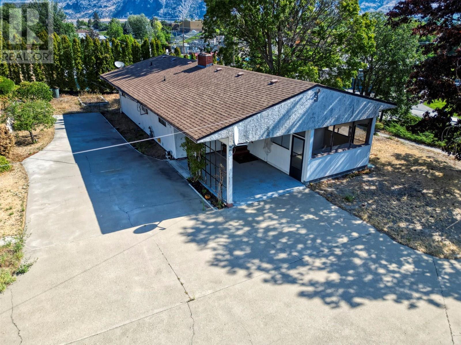 6406 89th Street, Osoyoos, British Columbia  V0H 1V1 - Photo 6 - 10356387