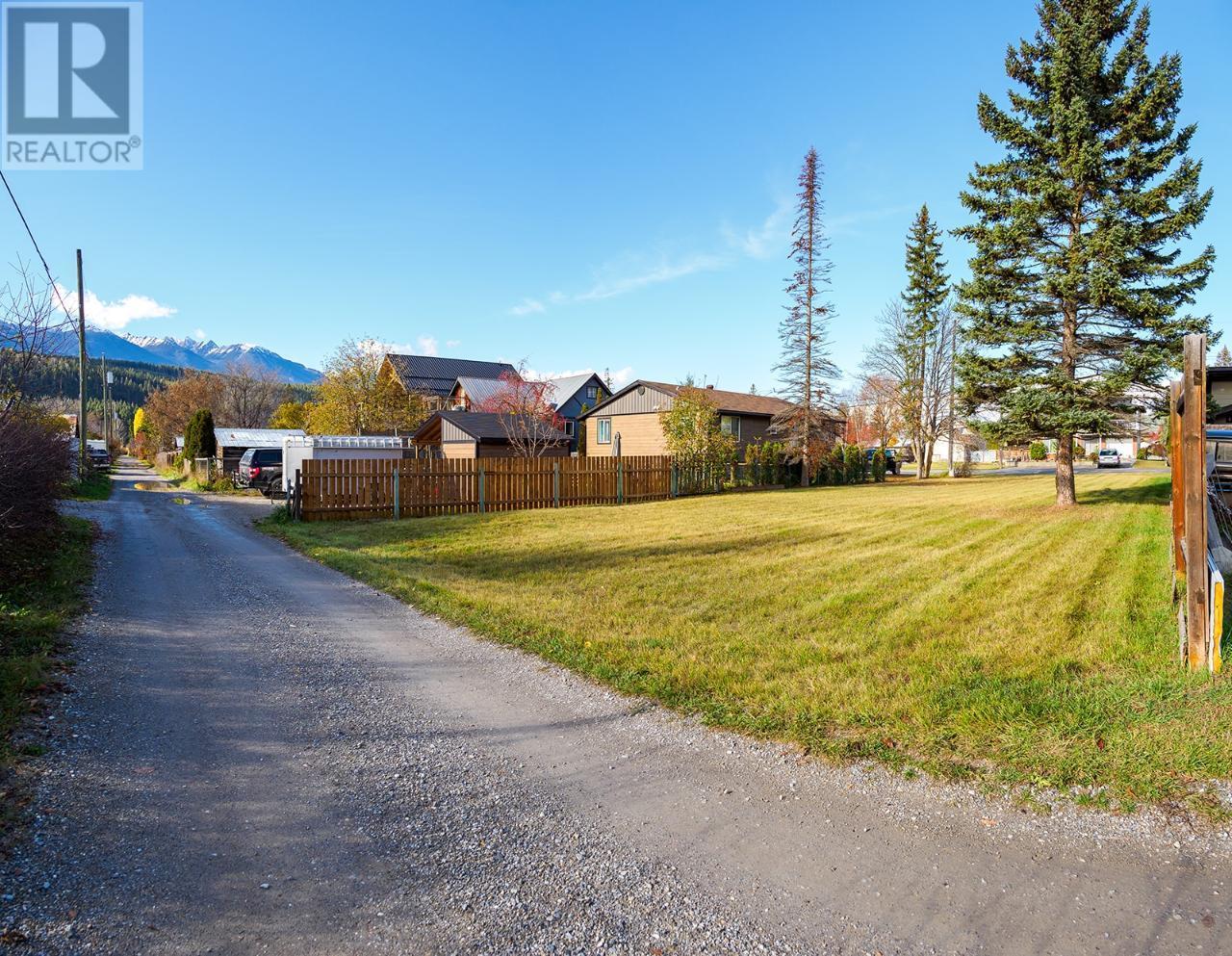 618 8th  S Street, Golden, British Columbia  V0A 1H0 - Photo 4 - 10356621