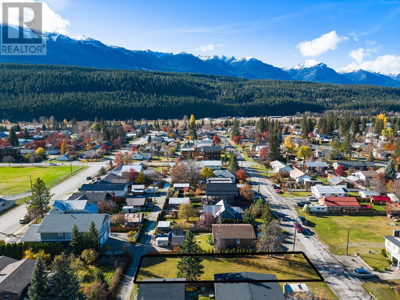 618 8th  S Street, Golden, British Columbia  V0A 1H0 - Photo 8 - 10356621