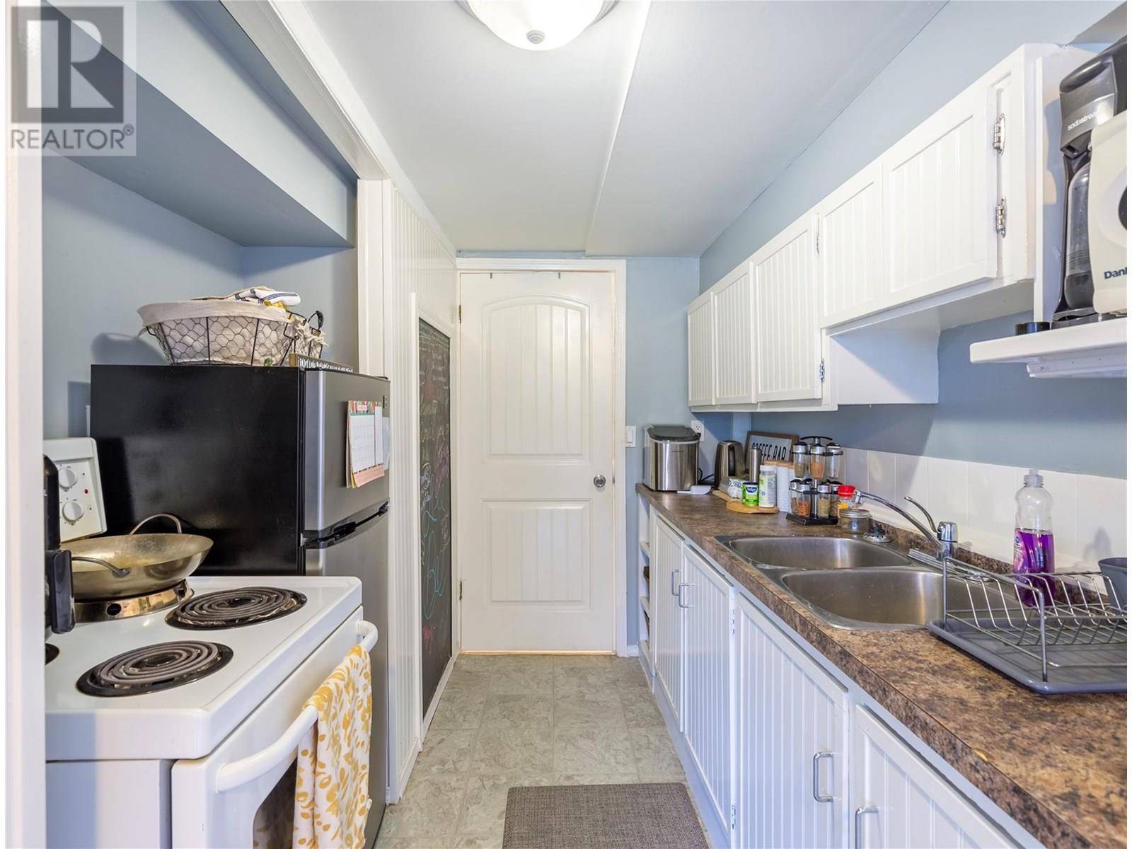 6342 6 Highway, Lavington, British Columbia  V1B 3C7 - Photo 27 - 10356250