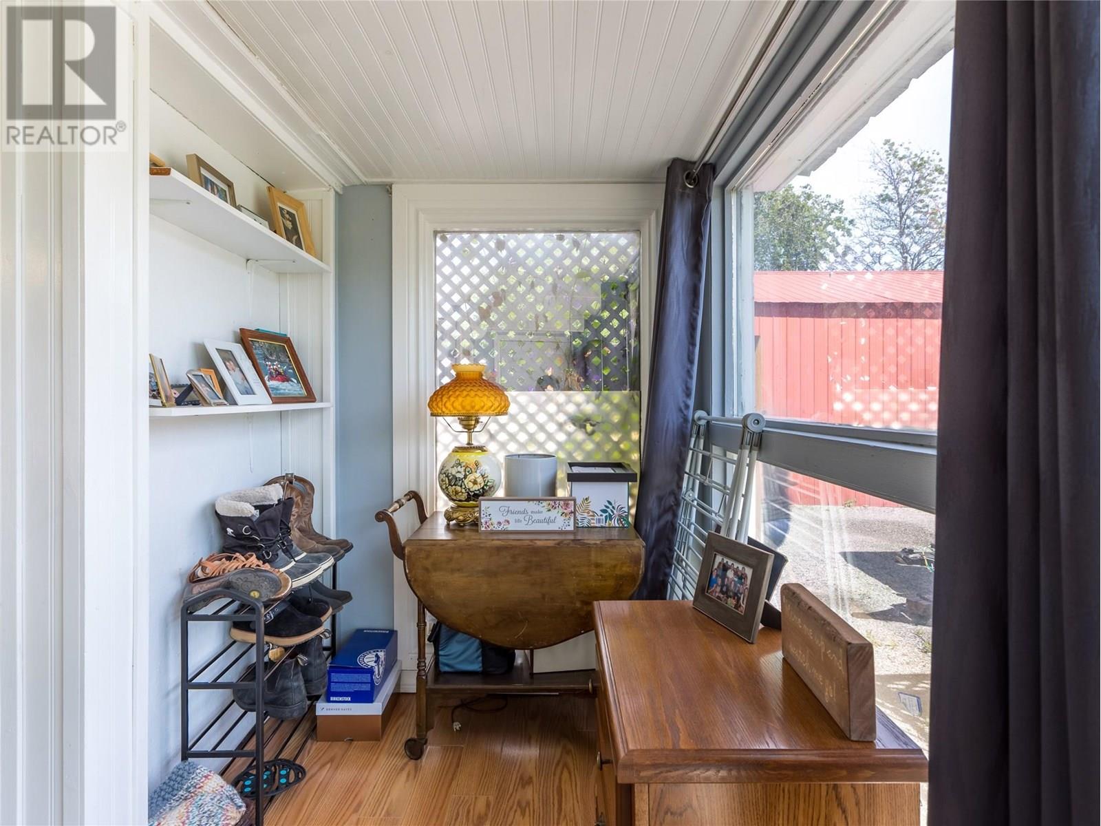 6342 6 Highway, Lavington, British Columbia  V1B 3C7 - Photo 31 - 10356250