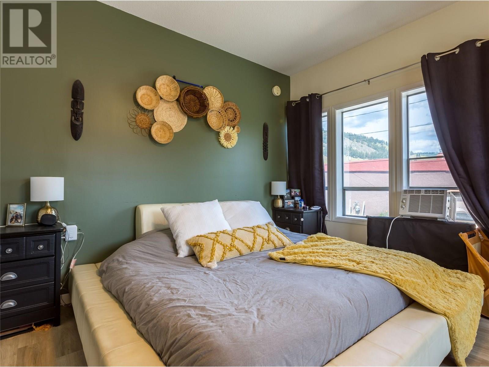 6342 6 Highway, Lavington, British Columbia  V1B 3C7 - Photo 48 - 10356250