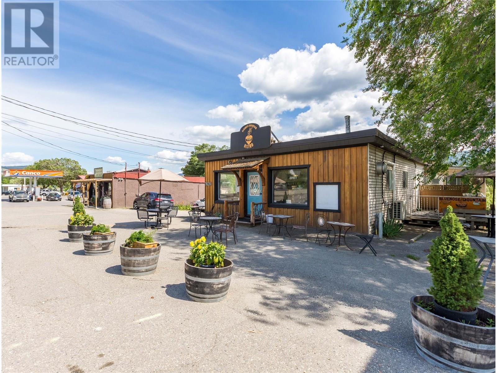 6342 6 Highway, Lavington, British Columbia  V1B 3C7 - Photo 59 - 10356250