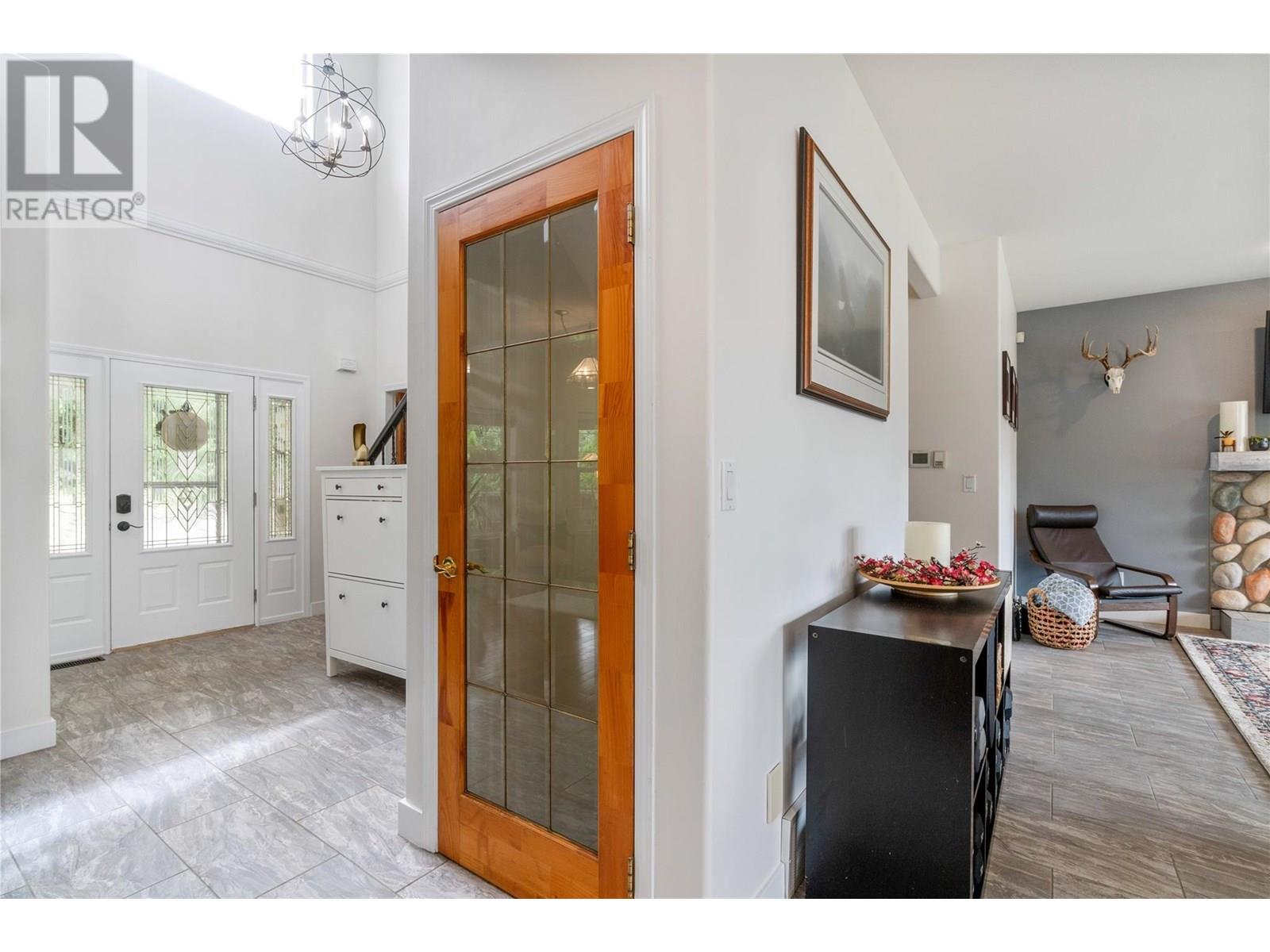 2662 Blind Bay Road, Blind Bay, British Columbia  V0E 1H1 - Photo 12 - 10356543