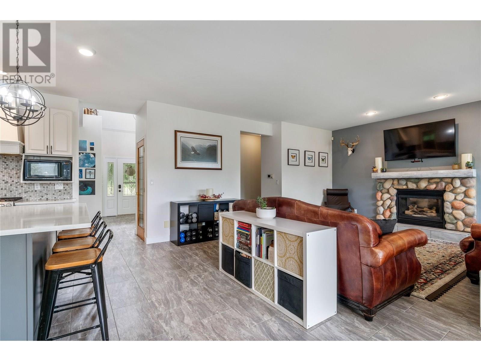 2662 Blind Bay Road, Blind Bay, British Columbia  V0E 1H1 - Photo 16 - 10356543