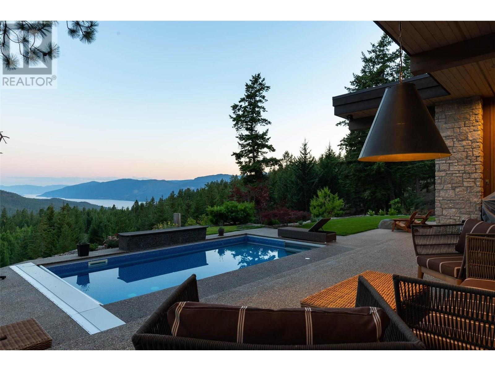 26 Commonage Road, Vernon, British Columbia  V1H 1G4 - Photo 11 - 10356749