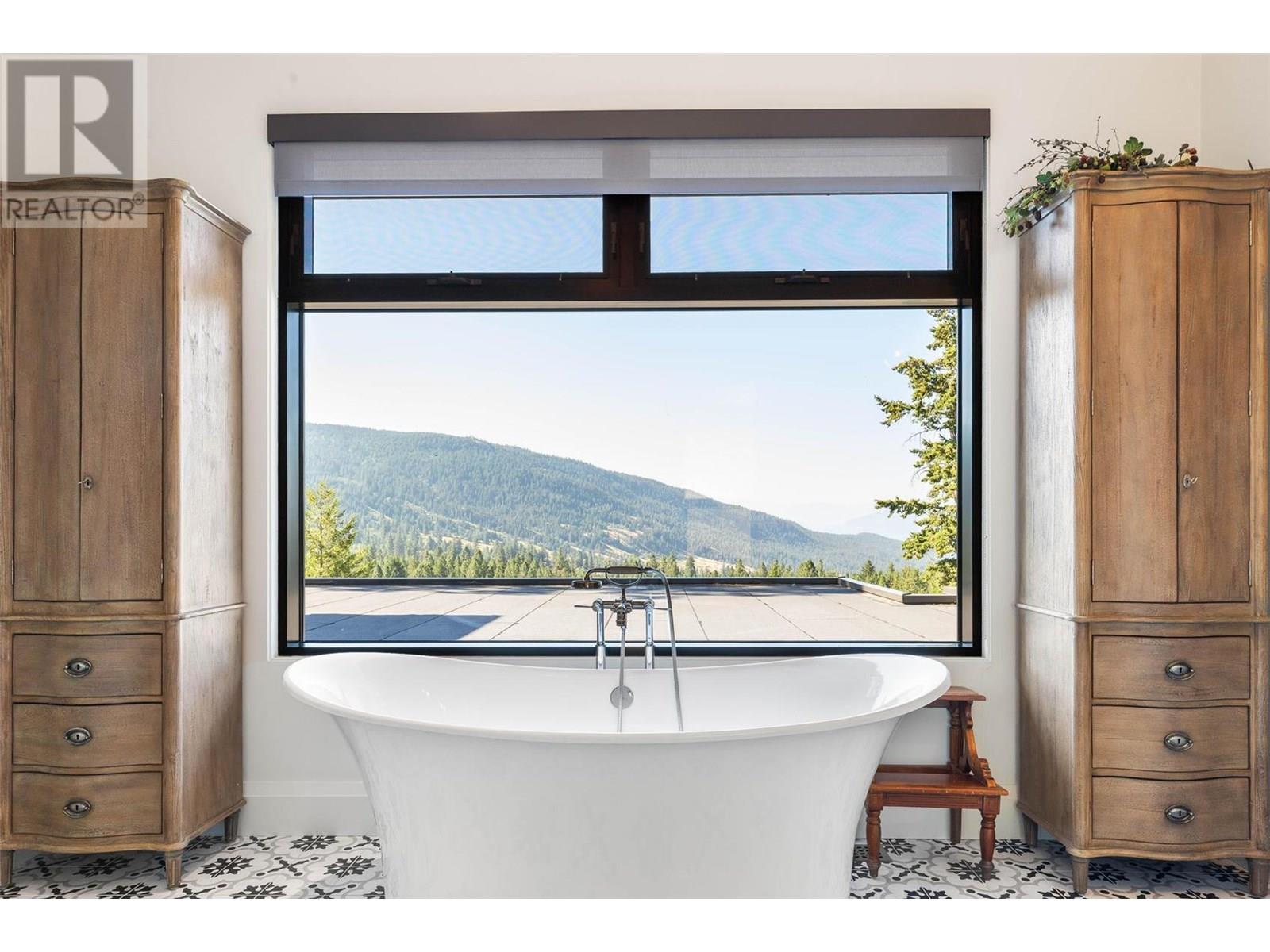 26 Commonage Road, Vernon, British Columbia  V1H 1G4 - Photo 61 - 10356749