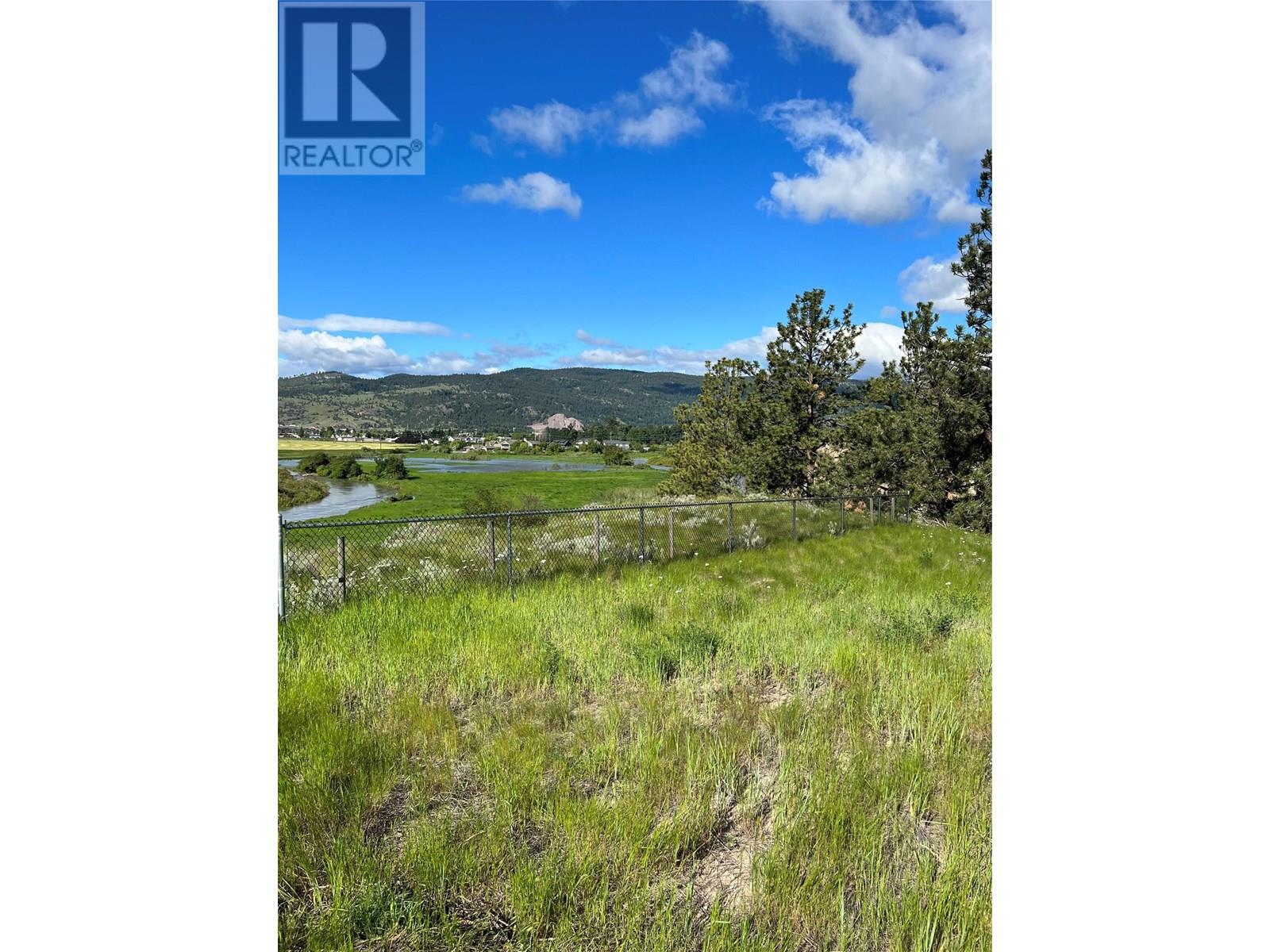 2488 Spring Bank Avenue, Merritt, British Columbia  V1K 1S1 - Photo 9 - 10356862