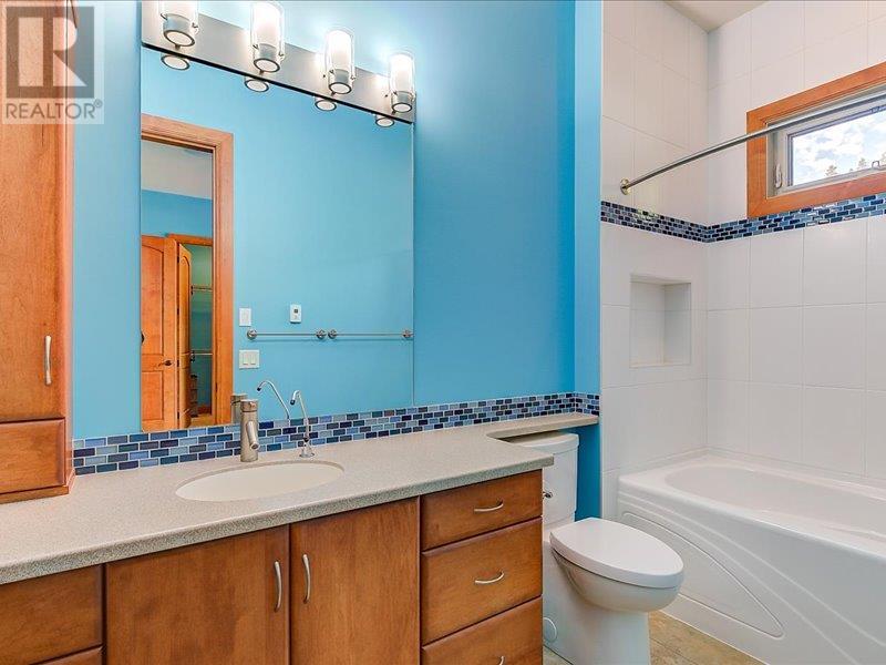 2513 Casa Palmero Drive, West Kelowna, British Columbia  V1Z 4C6 - Photo 38 - 10356598