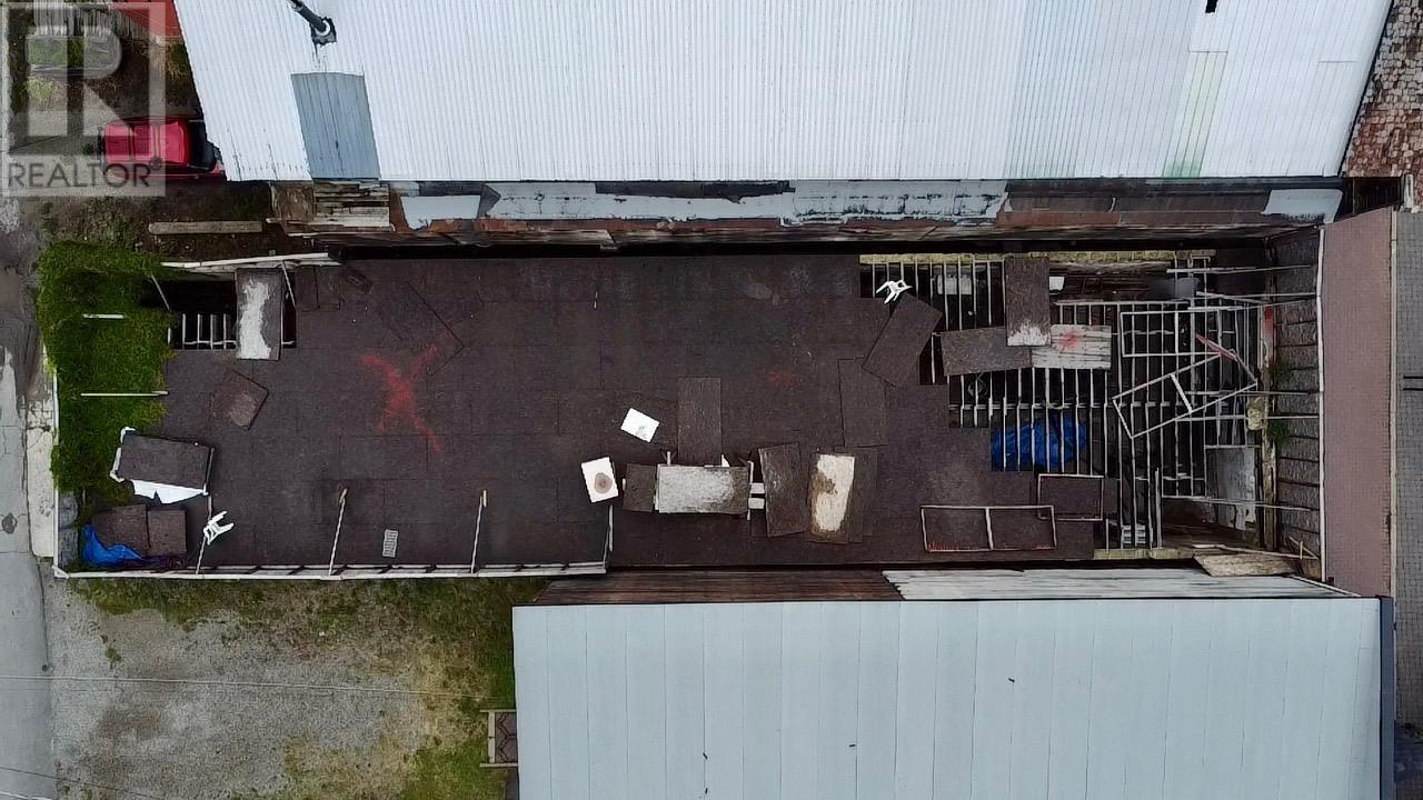 240 Spokane Street, Kimberley, British Columbia  V1A 2E4 - Photo 2 - 10356973