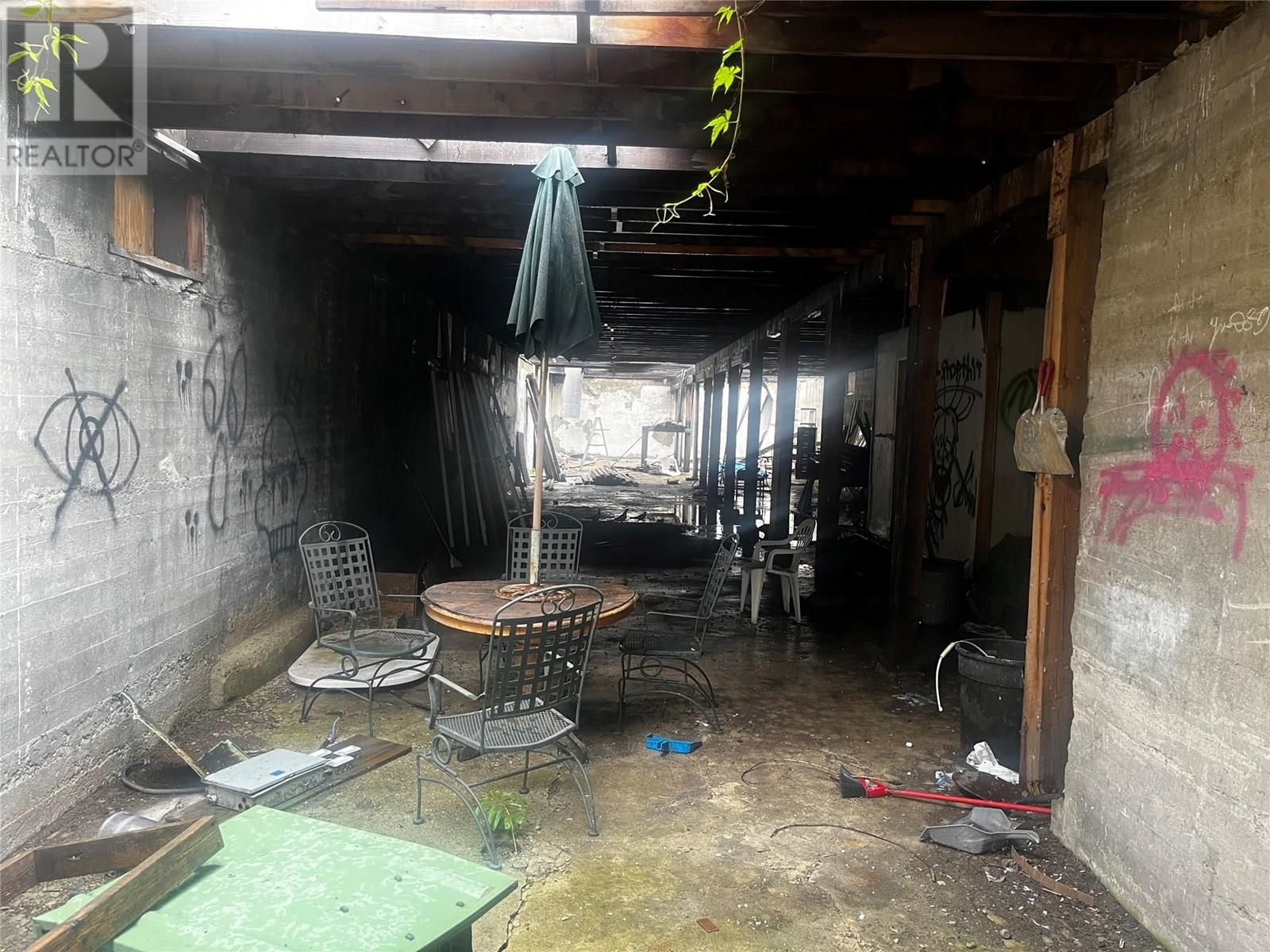 240 Spokane Street, Kimberley, British Columbia  V1A 2E4 - Photo 5 - 10356973