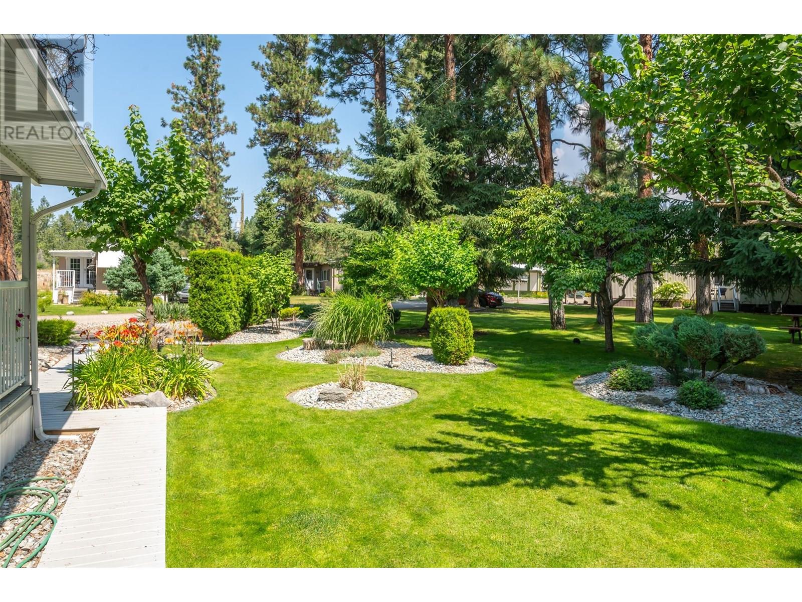 8487 97 Highway Unit# 18, Oliver, British Columbia  V0H 1T2 - Photo 41 - 10356697