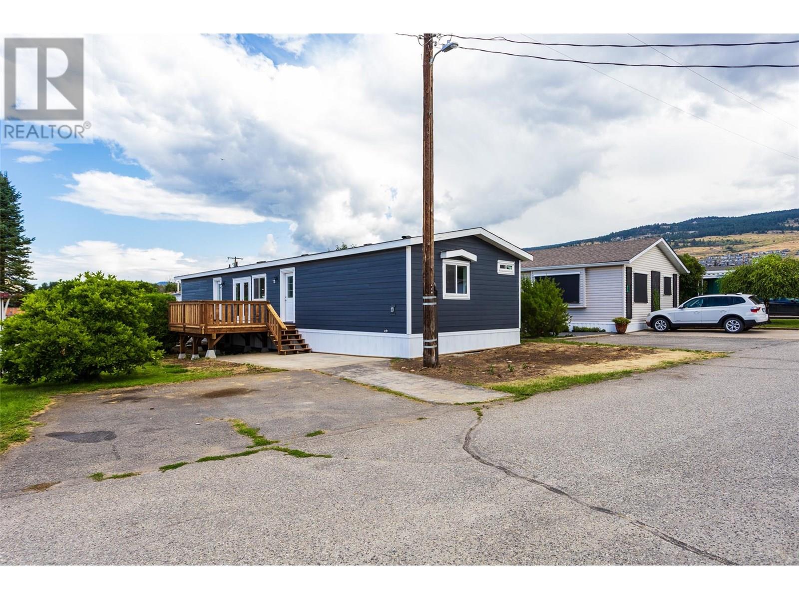 3591 Old Vernon Road Unit# 312, Kelowna, British Columbia  V1X 6P4 - Photo 1 - 10356365