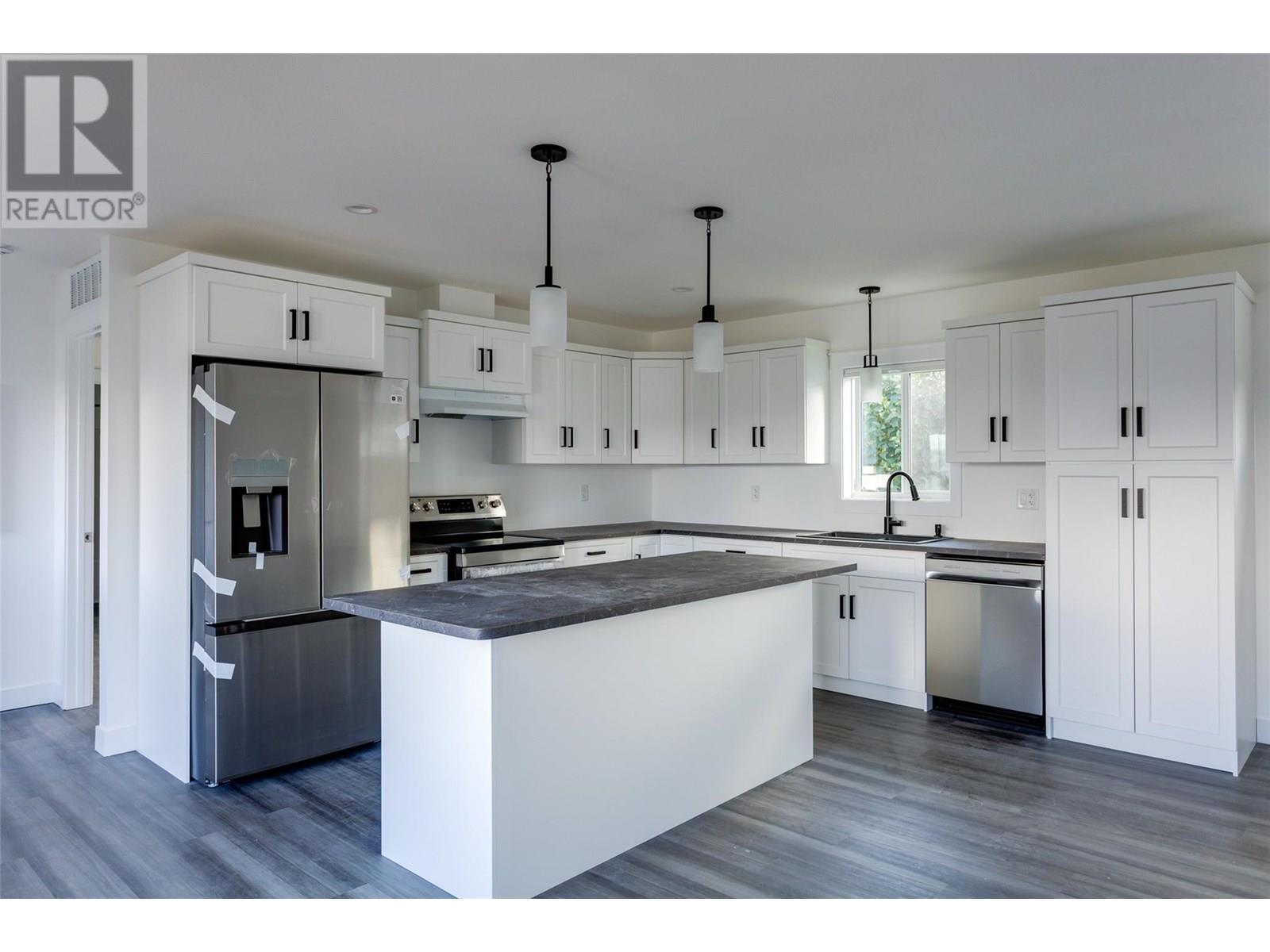 3591 Old Vernon Road Unit# 312, Kelowna, British Columbia  V1X 6P4 - Photo 6 - 10356365