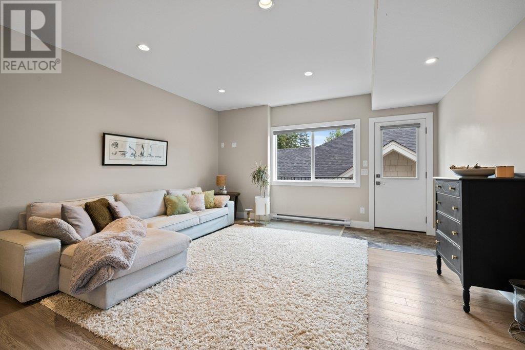 288 Upper Canyon Drive N, Kelowna, British Columbia  V1V 3C7 - Photo 45 - 10356760