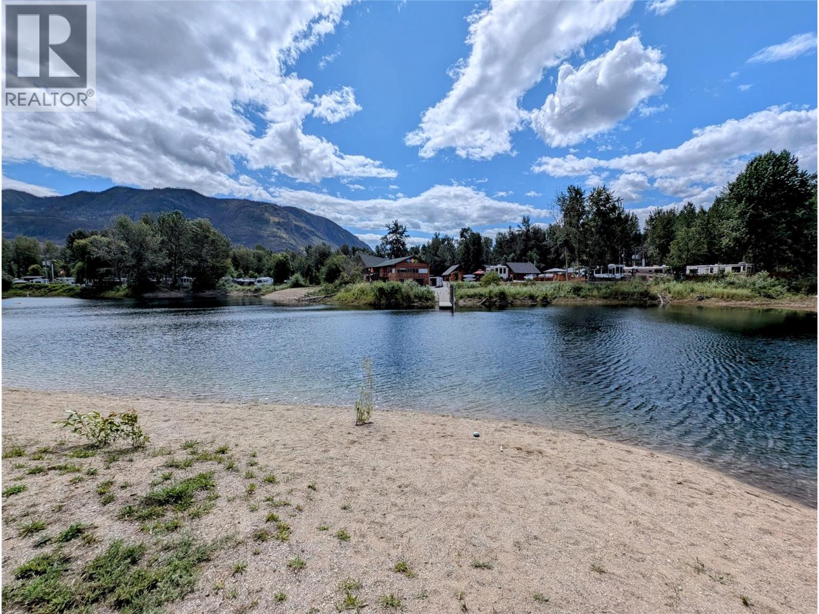 27 Cottonwood Drive, Lee Creek, British Columbia  V0E 1M4 - Photo 39 - 10357102