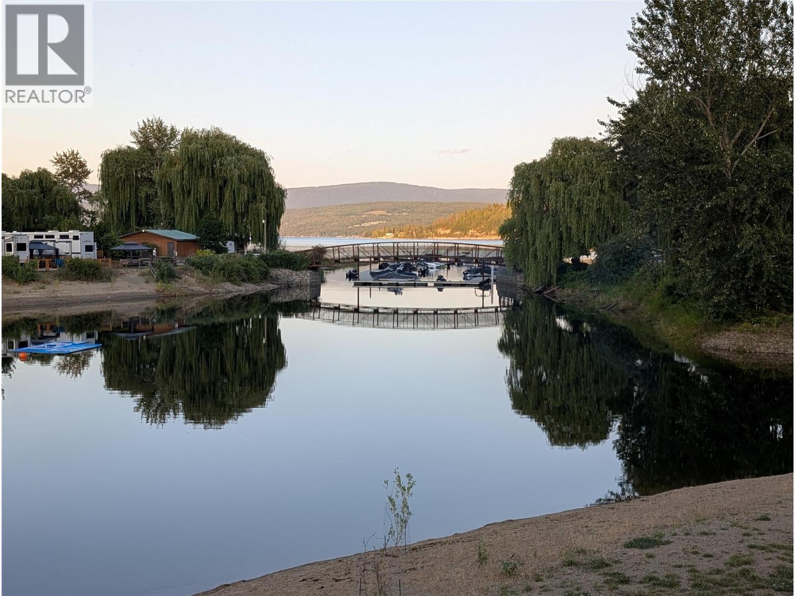 27 Cottonwood Drive, Lee Creek, British Columbia  V0E 1M4 - Photo 43 - 10357102