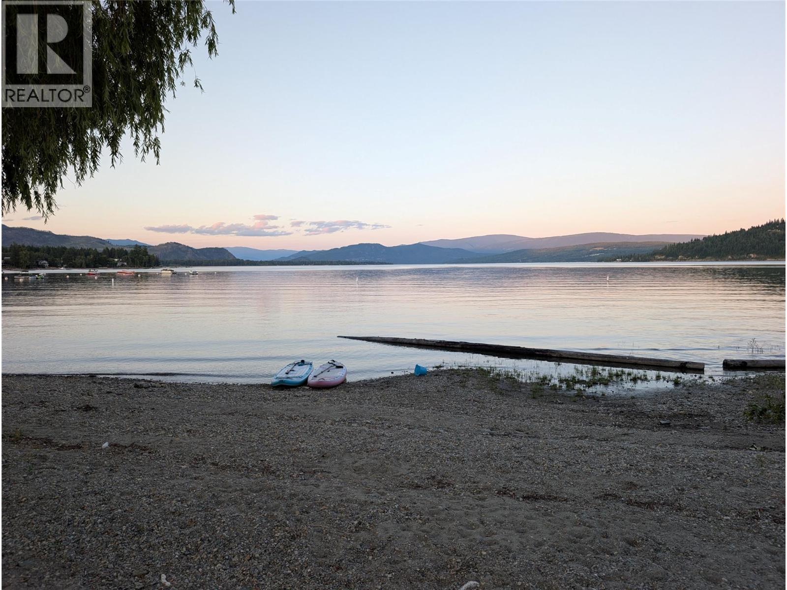 27 Cottonwood Drive, Lee Creek, British Columbia  V0E 1M4 - Photo 45 - 10357102